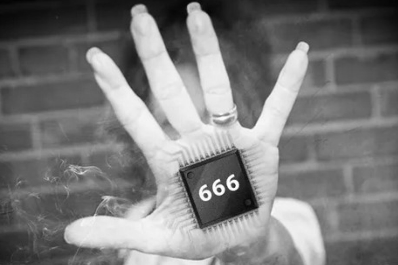 La marca de la bestia (666) y los microchips RFID