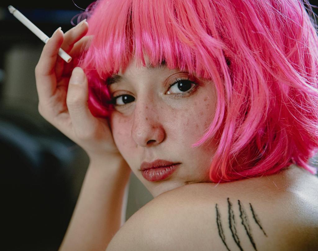 El Rugido Indomable de la Subversión Literaria: El Guerra con lo Convencional y la Dinámica del Inconformismo 